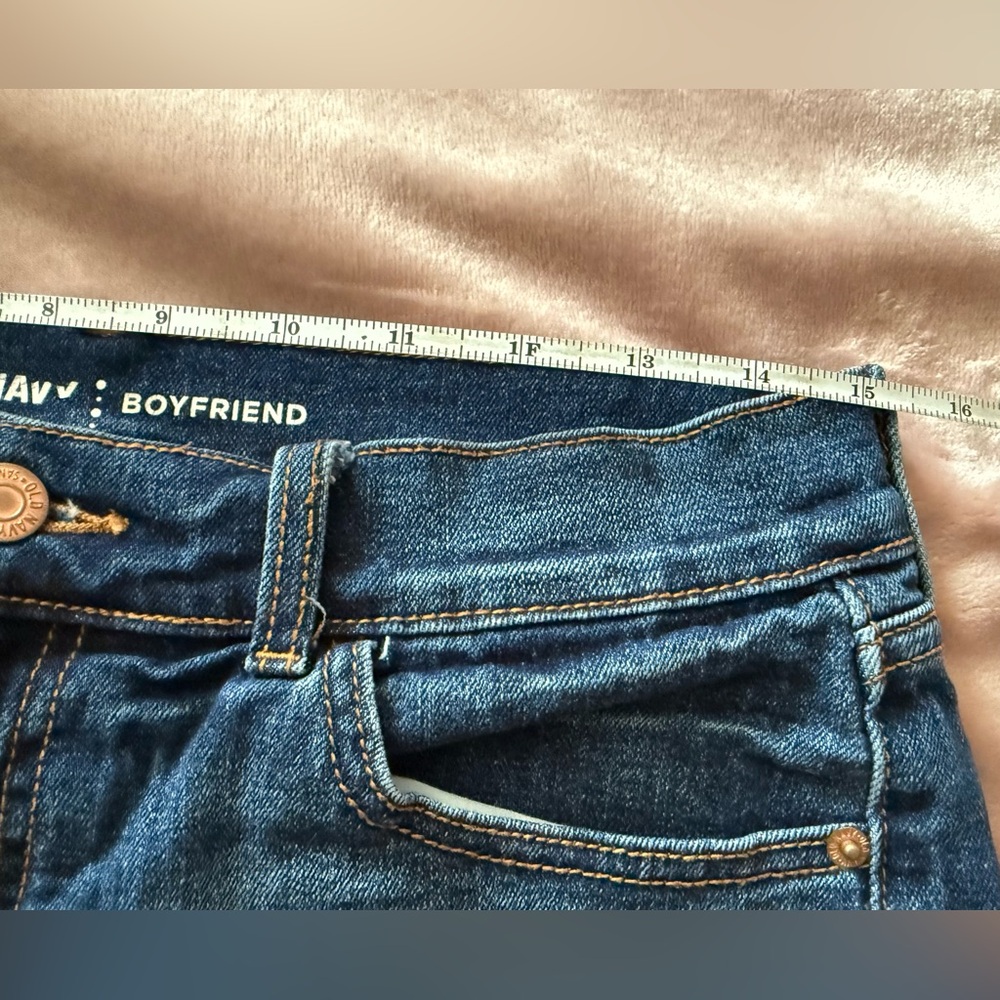 Old Navy Boyfriend Jean Shorts size 4 - Picture 6 of 6